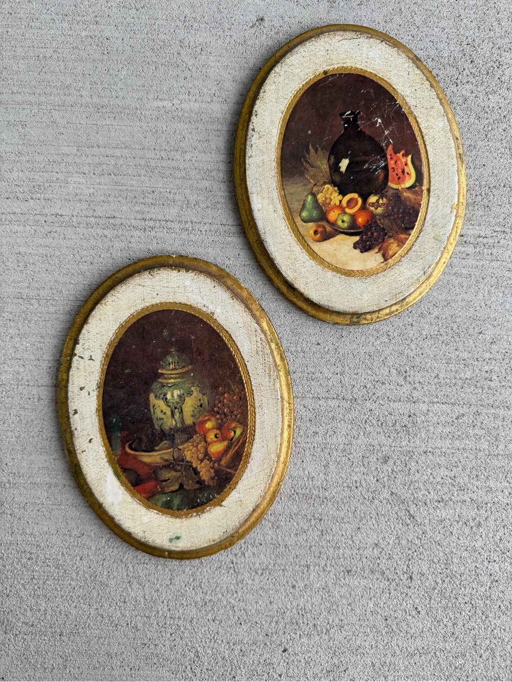 Vintage Made in Italy Oval Still Life Wall Art Plaques Set of 2 Gold Frames 7x5